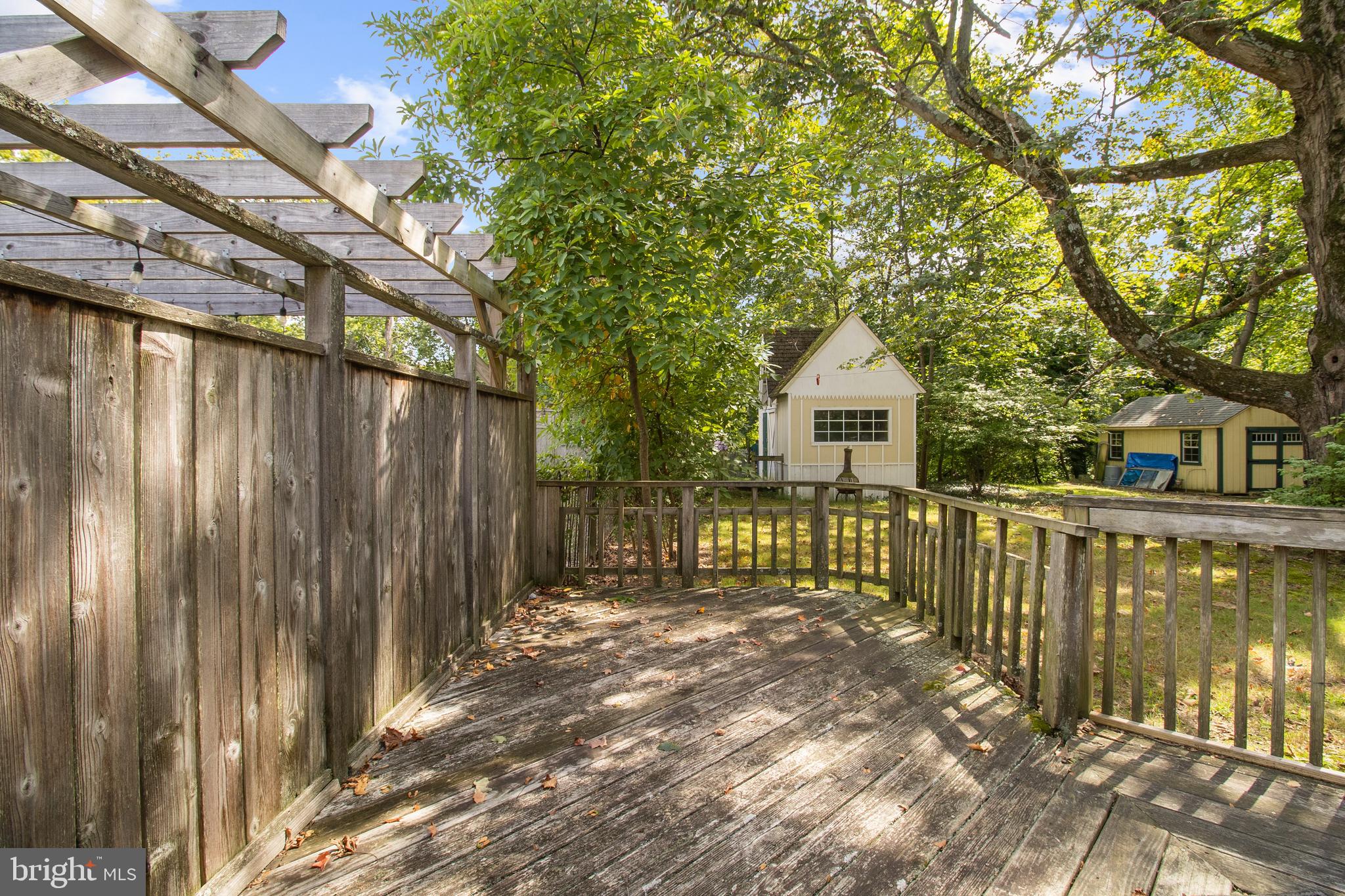 85 Madison Avenue Mount Holly, NJ 08060 - Photo 8 of 41 a front view of a house with a garden