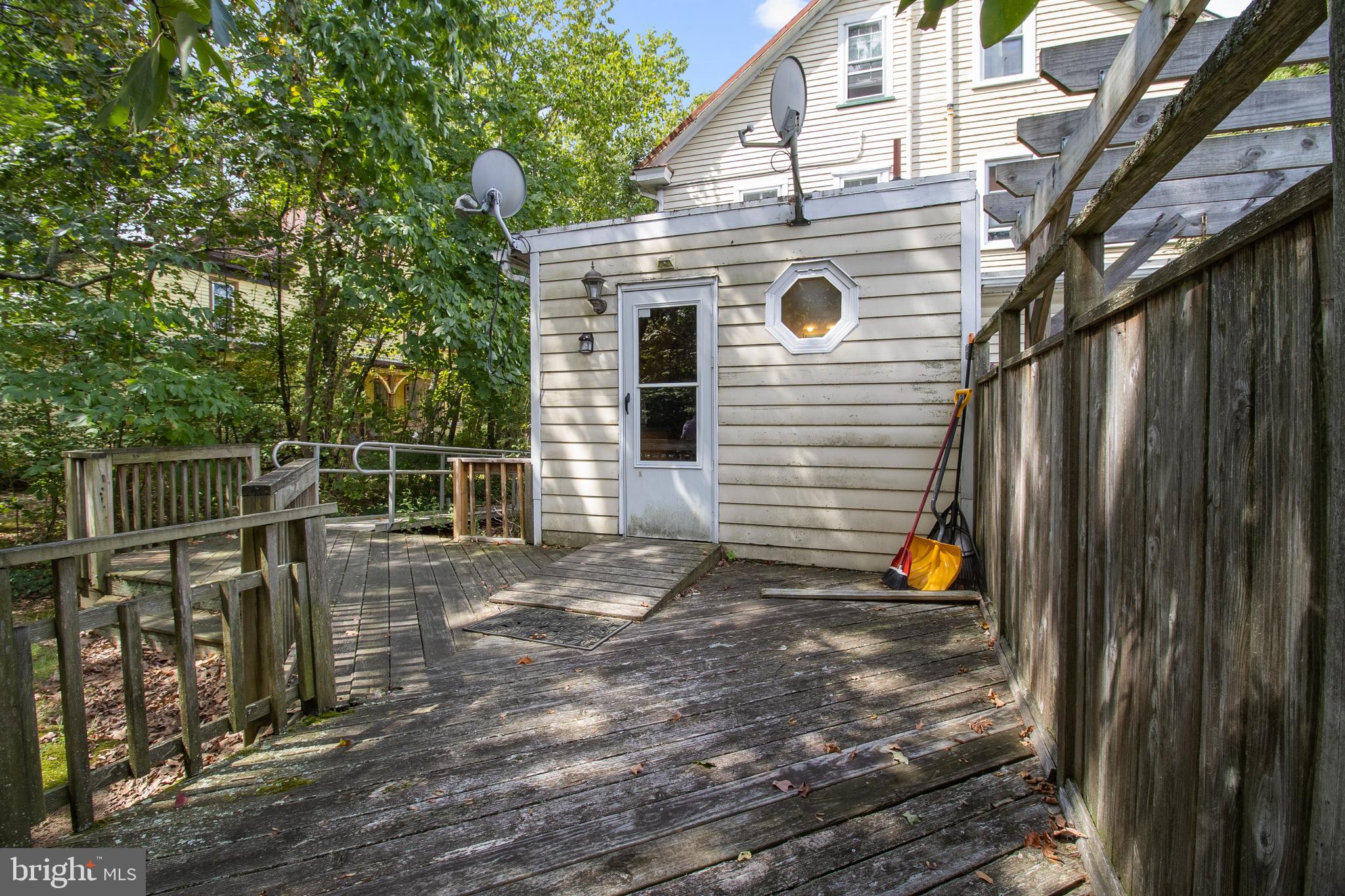 85 Madison Avenue Mount Holly, NJ 08060 - Photo 9 of 41 a view of a back yard of the house