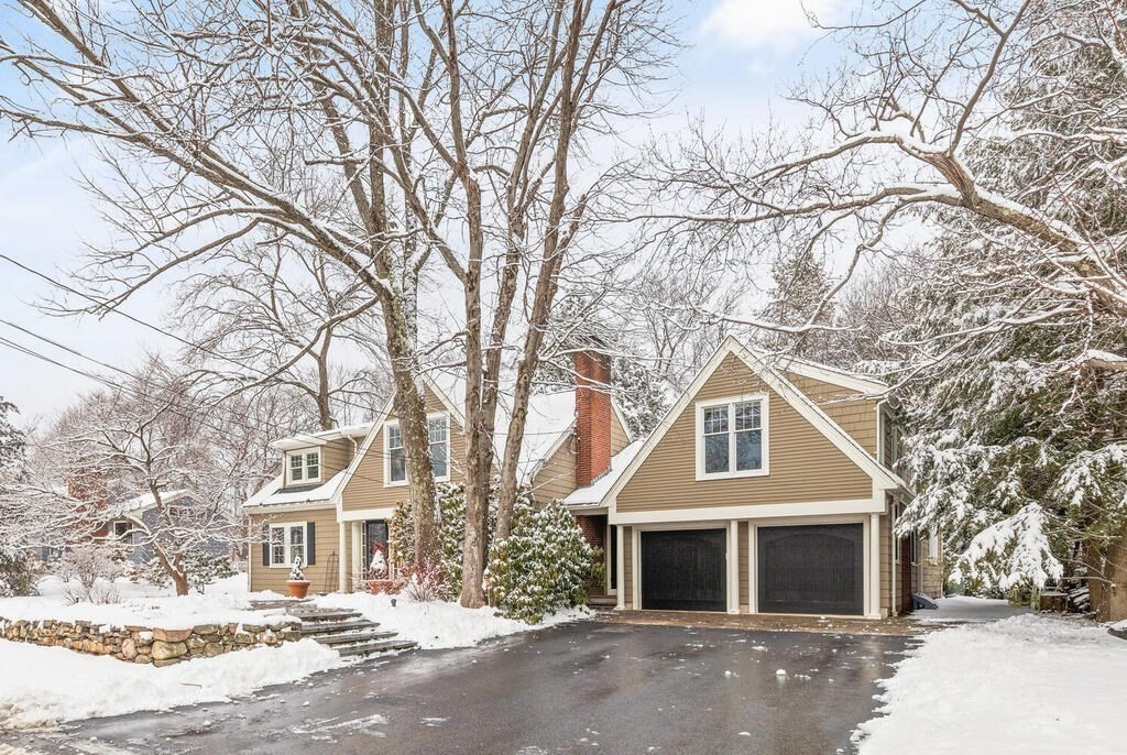 3 Dane Road Lexington, MA 02421 - Photo 2 of 10