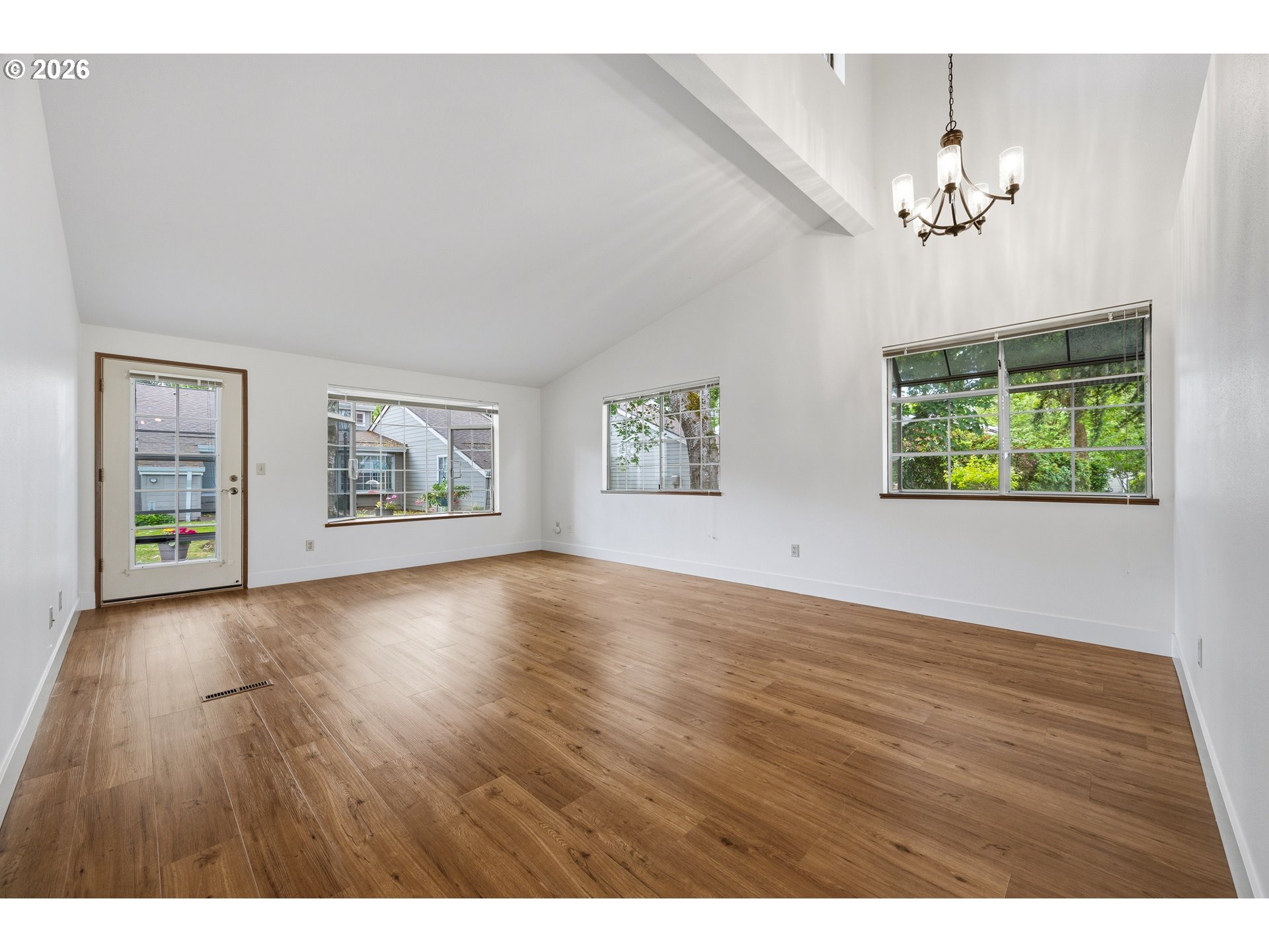 13775 Southwest Scholls Ferry Road, Unit 7 Beaverton, OR 97008 - Photo 7 of 34 Living Room/Dining Room