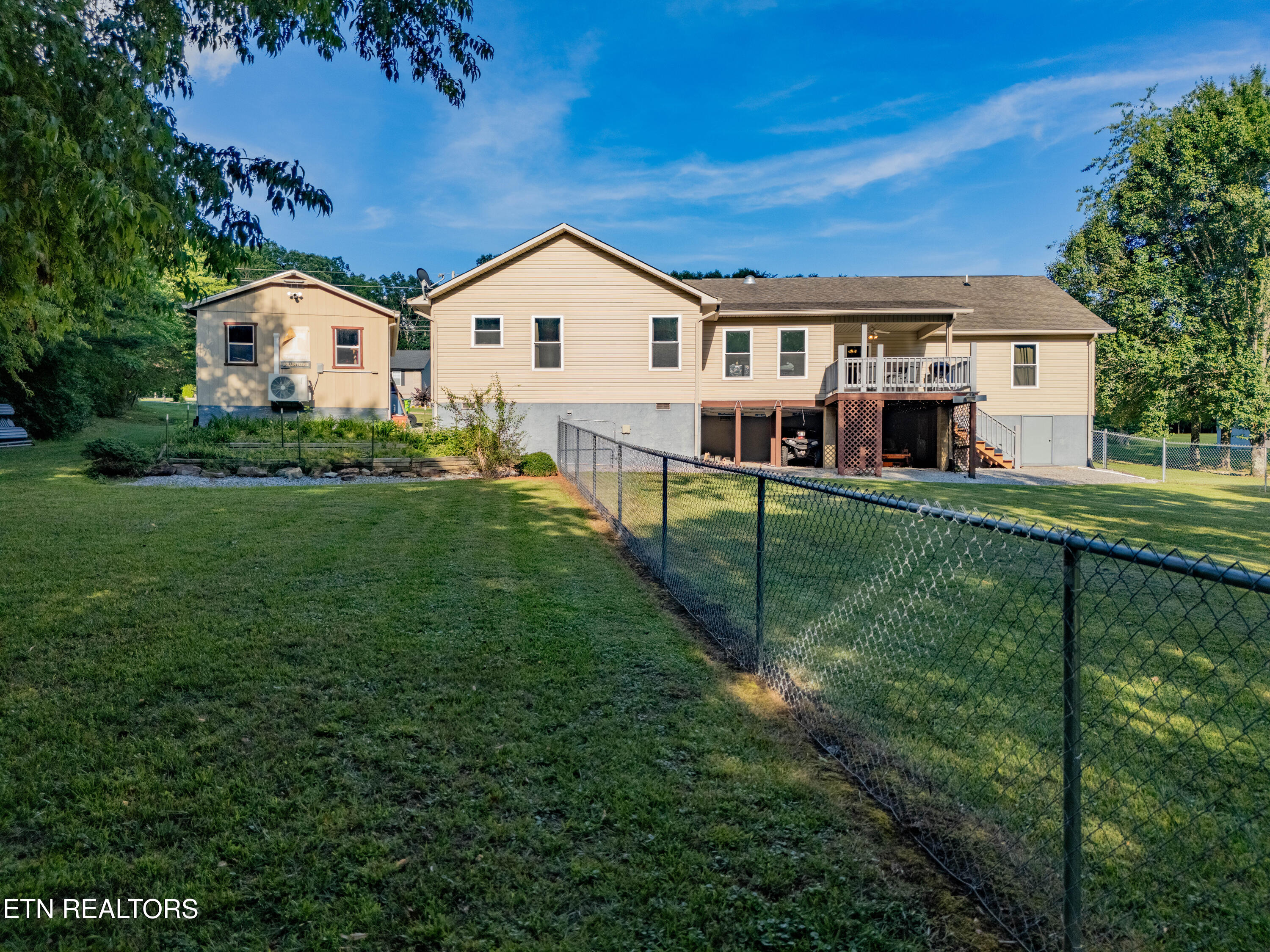 542 Sunset Ridge Drive Crossville, TN 38571 - Photo 24 of 35 s56