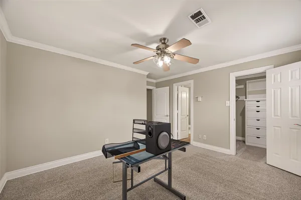 $220,000 | 14011 Hollypark Drive, Houston, TX 77015