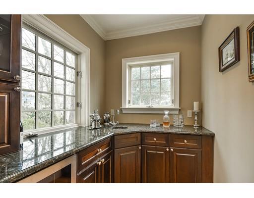 22 Barnstable Road Wellesley, MA 02481 - Photo 5 of 28