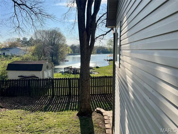 $425,000 | 1662 Molokai Court, Worden, IL 62097