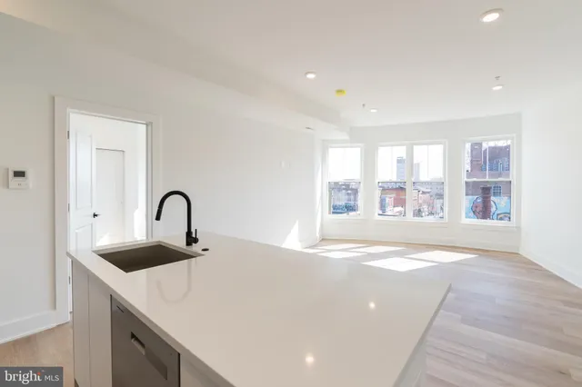 $1,250 | 5900 Germantown Avenue, Unit 6, Philadelphia, PA 19144