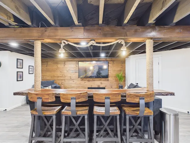 $649,000 | 199 Quaker Lane, Acushnet, MA 02743