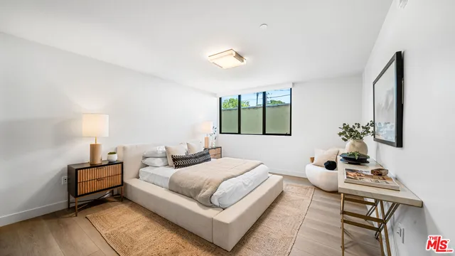 $7,800 | 153 San Vicente Boulevard, Unit 2G, Santa Monica, CA 90402