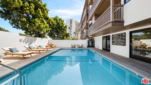 $7,800 | 153 San Vicente Boulevard, Unit 2G, Santa Monica, CA 90402