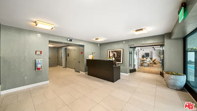 $7,800 | 153 San Vicente Boulevard, Unit 2G, Santa Monica, CA 90402