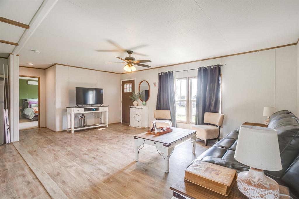 701 Trails End Poolville, TX 76487 - Photo 21 of 39