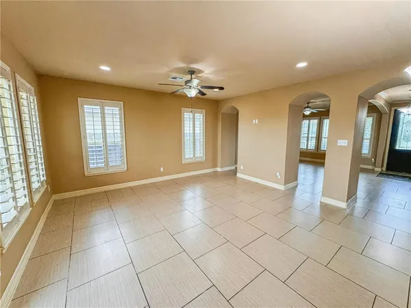 $2,450 | 1832 Bay Landing Drive, Portland, TX 78374