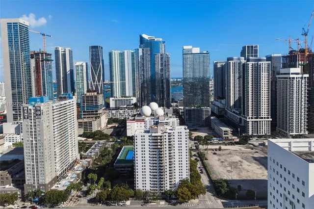 $312,000 | 850 North Miami Avenue, Unit W806, Miami, FL 33136