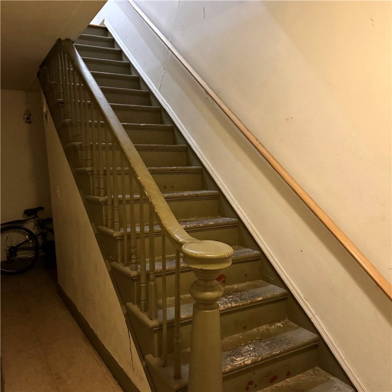 21 Pine Street Oneonta, NY 13820 - Photo 5 of 26