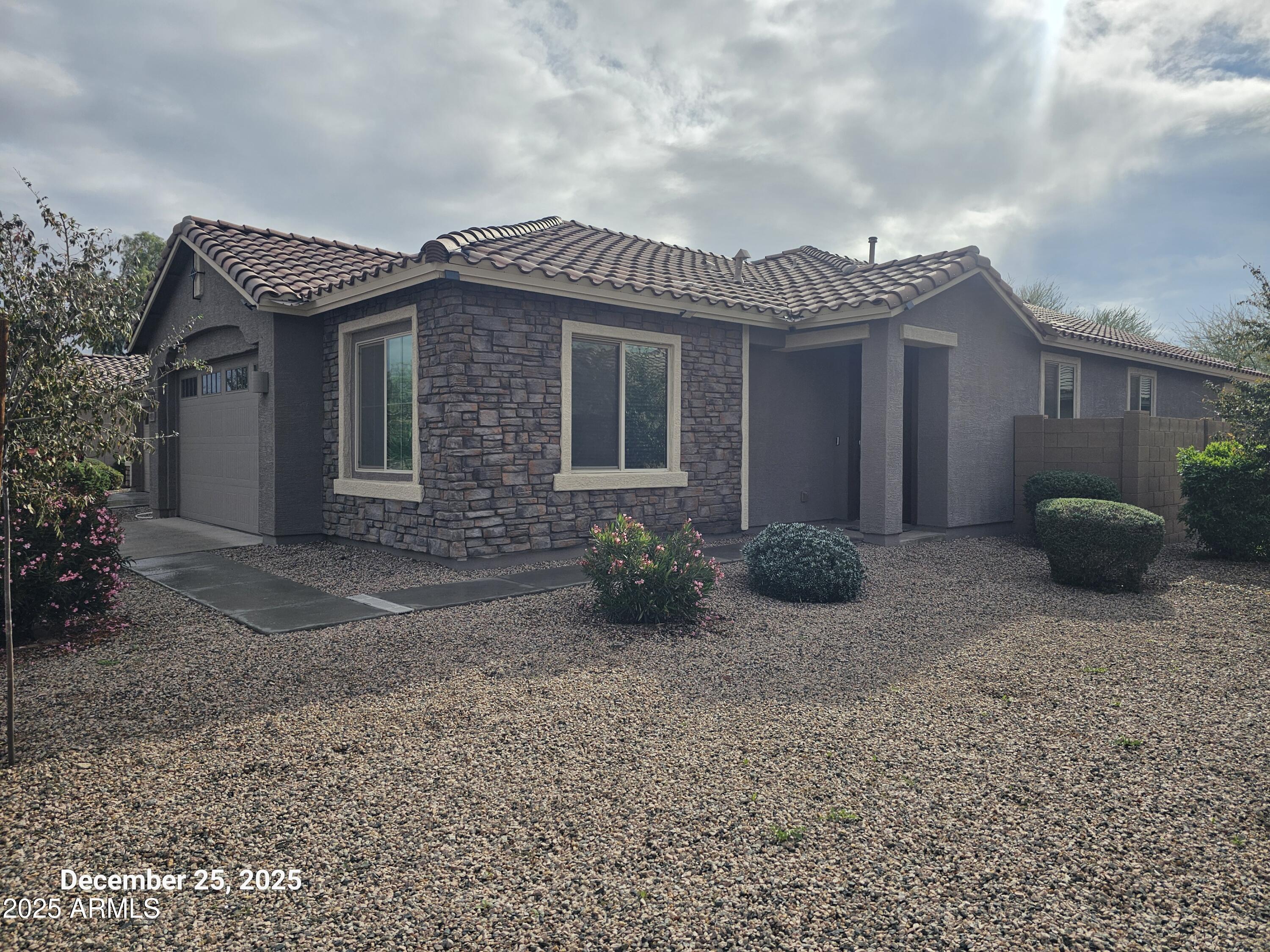 44939 West Norris Road Maricopa, AZ 85139 - Photo 2 of 5 20251225_110743