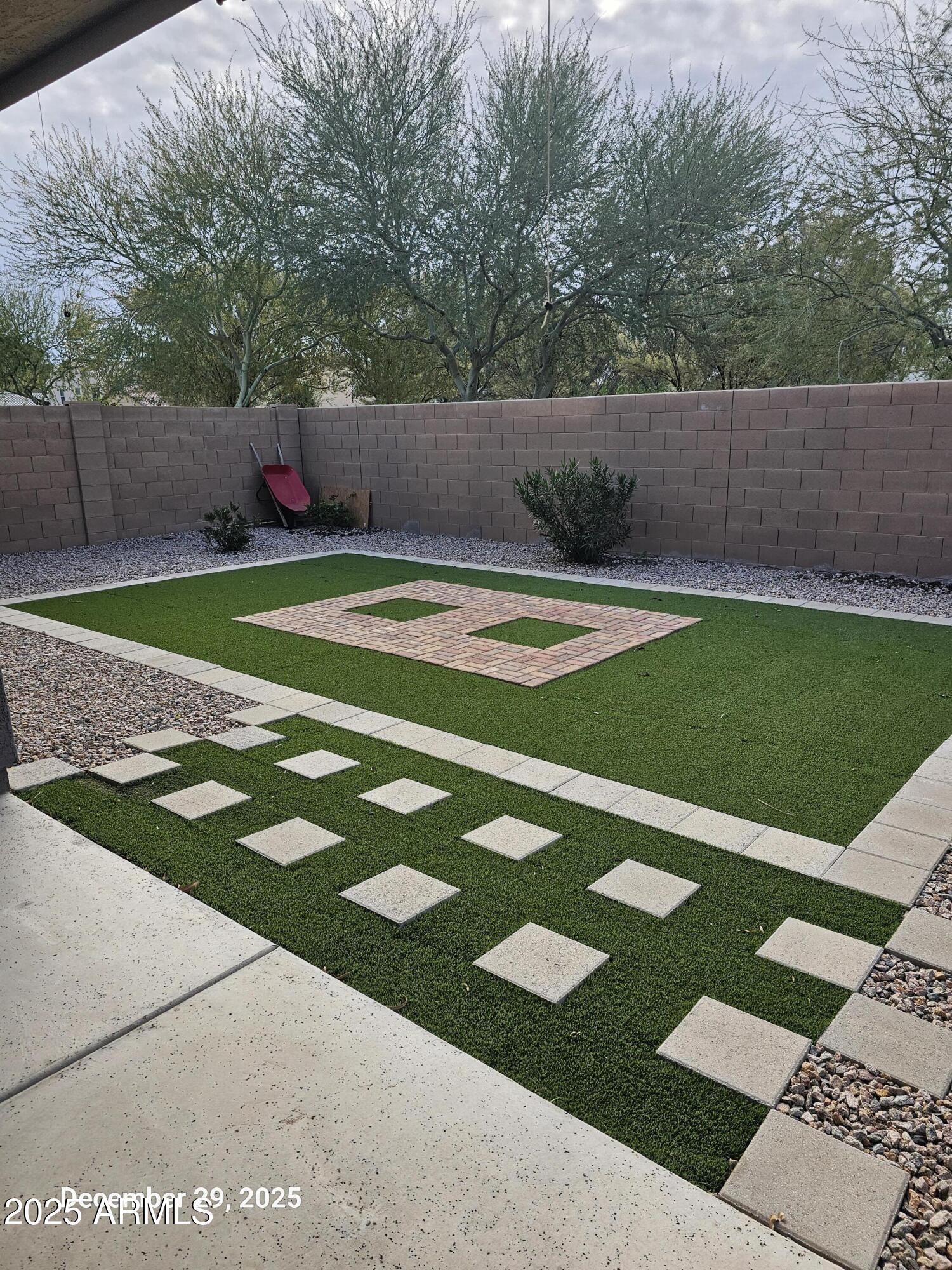 44939 West Norris Road Maricopa, AZ 85139 - Photo 4 of 5 20251229_085729