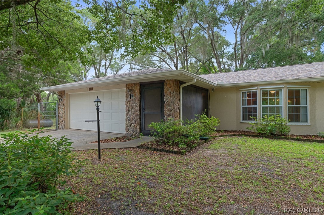 5931 North Brookgreen Drive Crystal River, FL 34428 - Photo 3 of 44