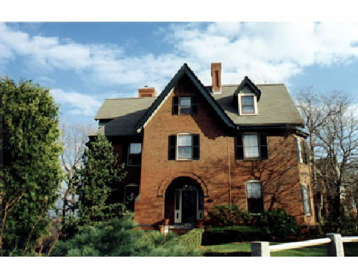 44 Edgehill Road Brookline, MA 02445 - Photo 1 of 1 Gallery Image 1