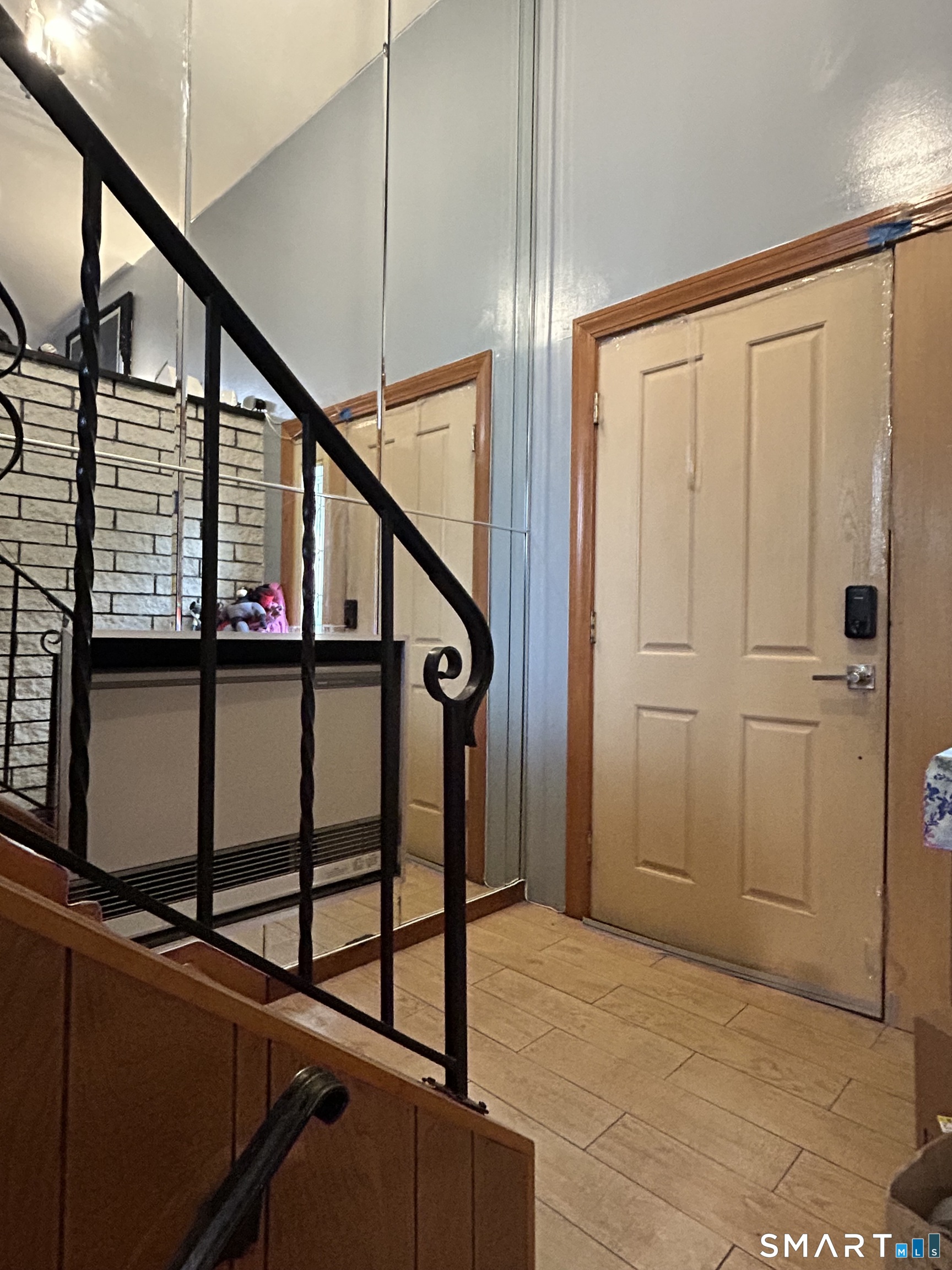 85 Mason Avenue Waterbury, CT 06708 - Photo 3 of 12 Gallery Image 3