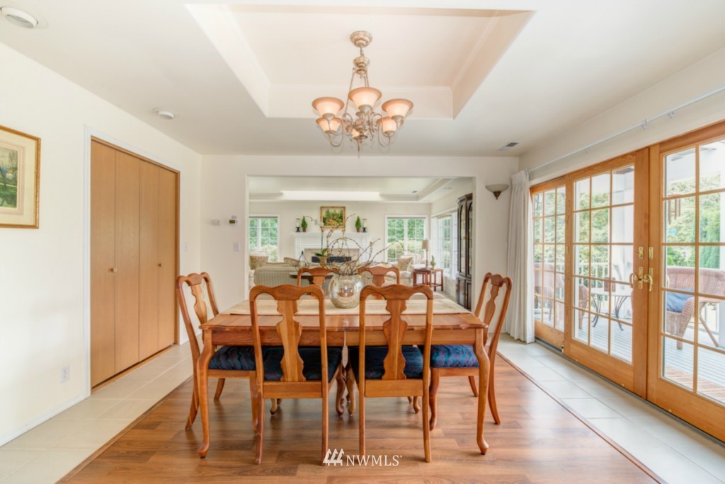 8909 196th Street Southwest Edmonds, WA 98026 - Photo 5 of 25 Gallery Image 5