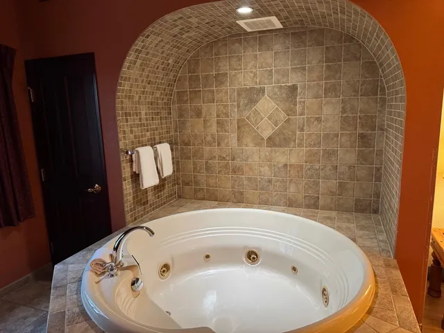 $199,400 | 2411 River, Unit 2243, Wisconsin Dells, WI 53965