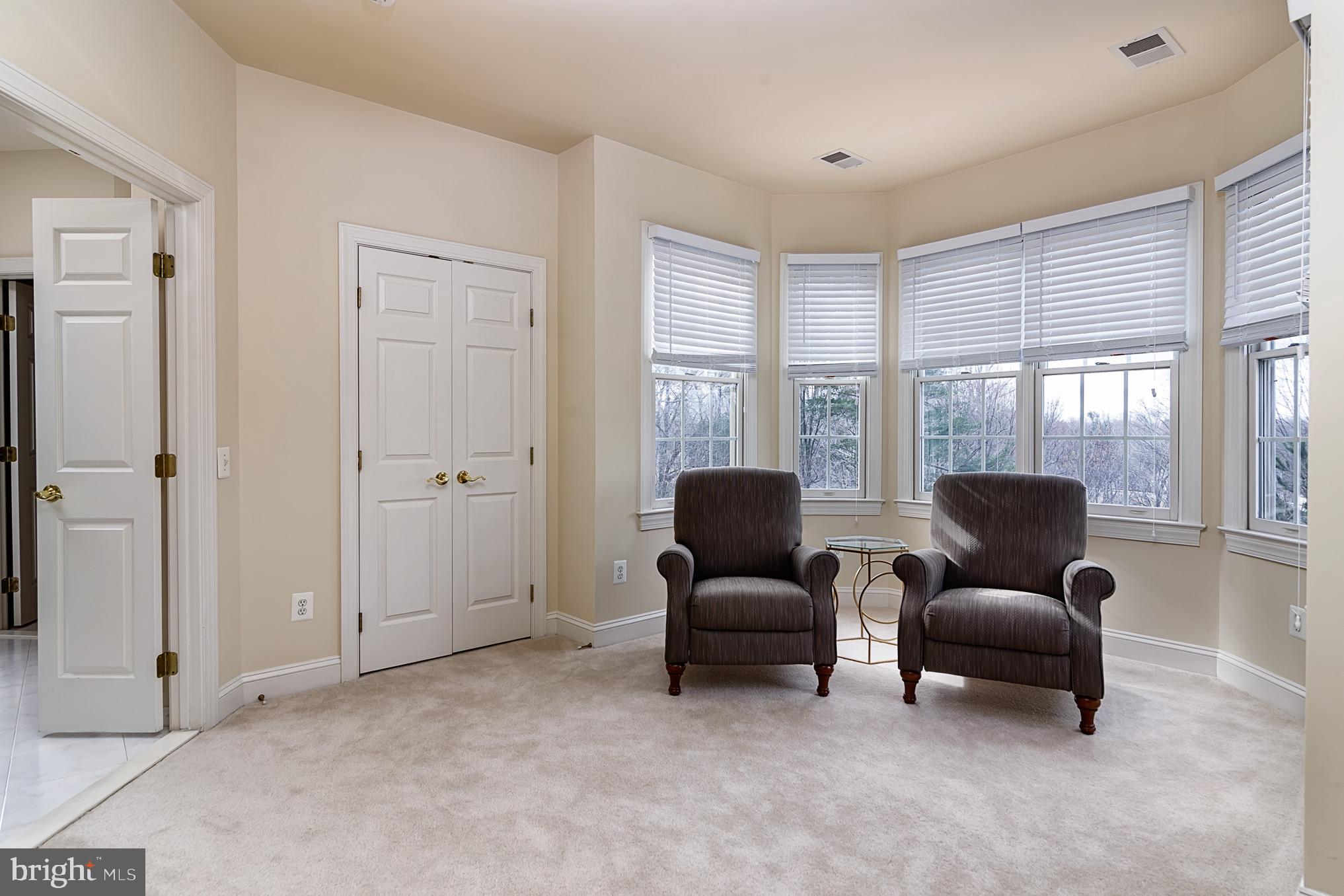 2702 Robaleed Way Herndon, VA 20171 - Photo 16 of 37