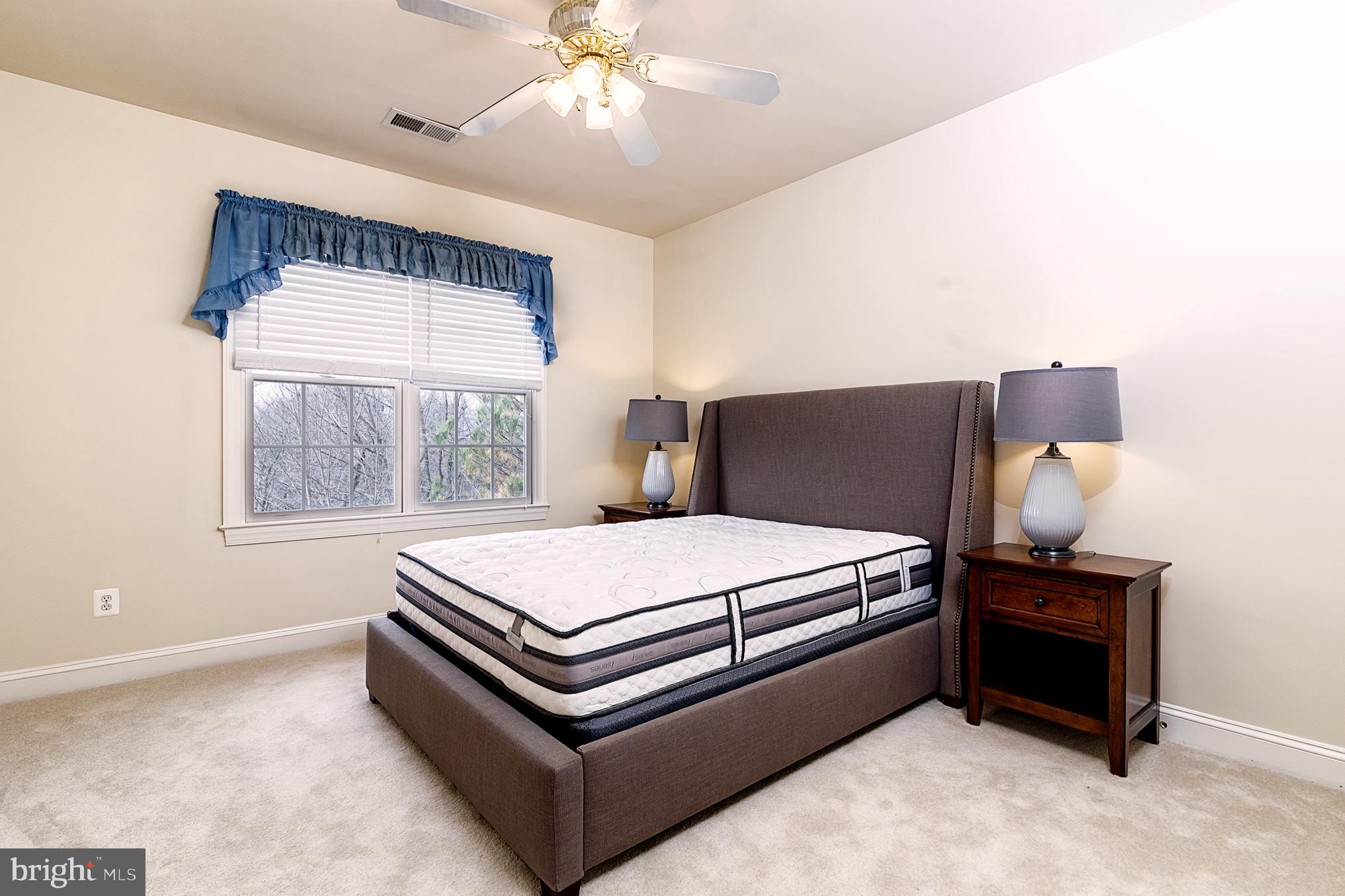 2702 Robaleed Way Herndon, VA 20171 - Photo 22 of 37