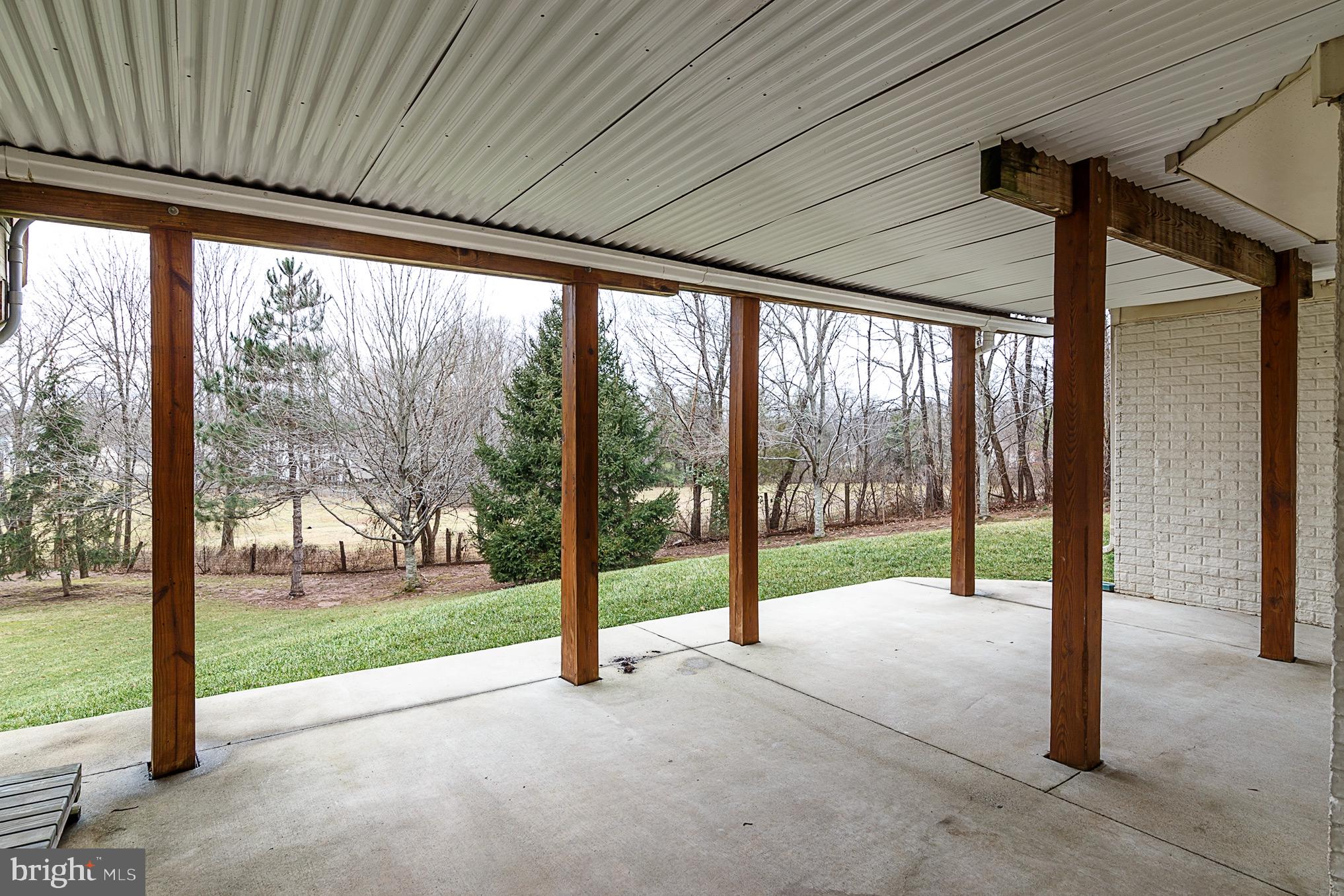 2702 Robaleed Way Herndon, VA 20171 - Photo 32 of 37