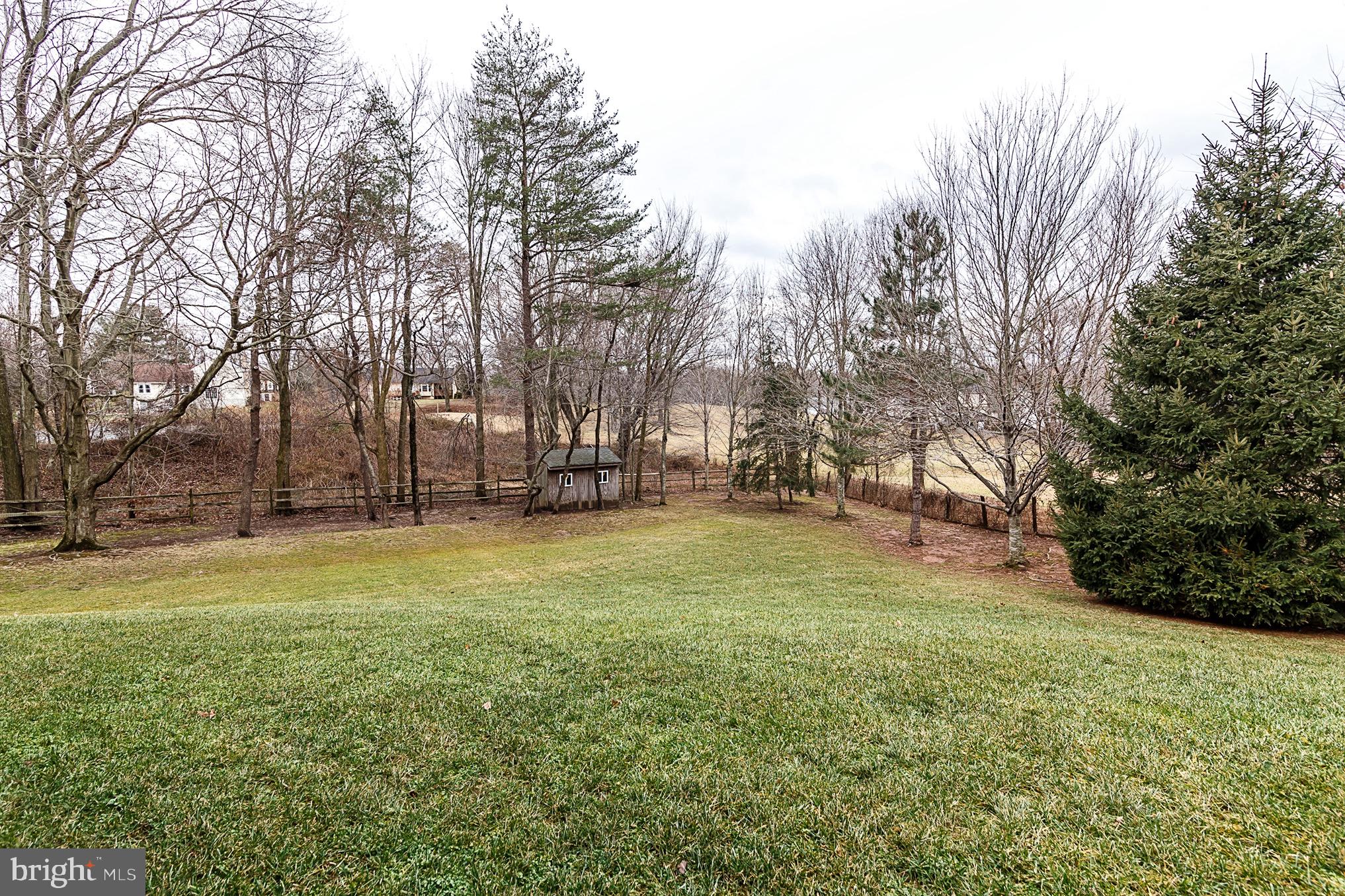 2702 Robaleed Way Herndon, VA 20171 - Photo 34 of 37