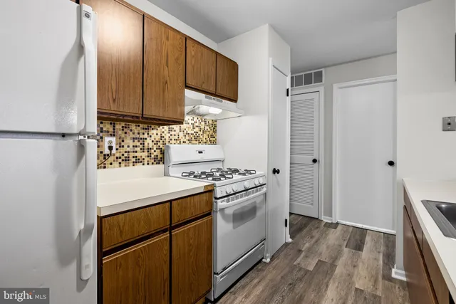 $219,000 | 617 Glen Lane, Unit 58B, Norristown, PA 19403