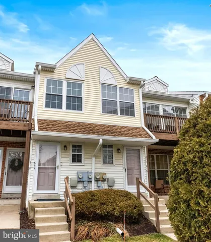 $219,000 | 617 Glen Lane, Unit 58B, Norristown, PA 19403