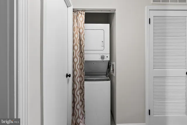 $219,000 | 617 Glen Lane, Unit 58B, Norristown, PA 19403