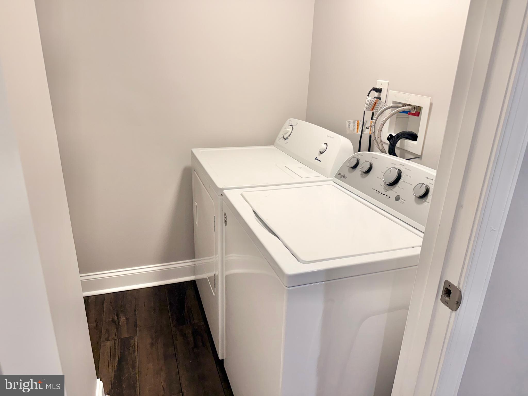 2235 Southorn Road Baltimore, MD 21220 - Photo 28 of 33 a utility room with dryer and washer