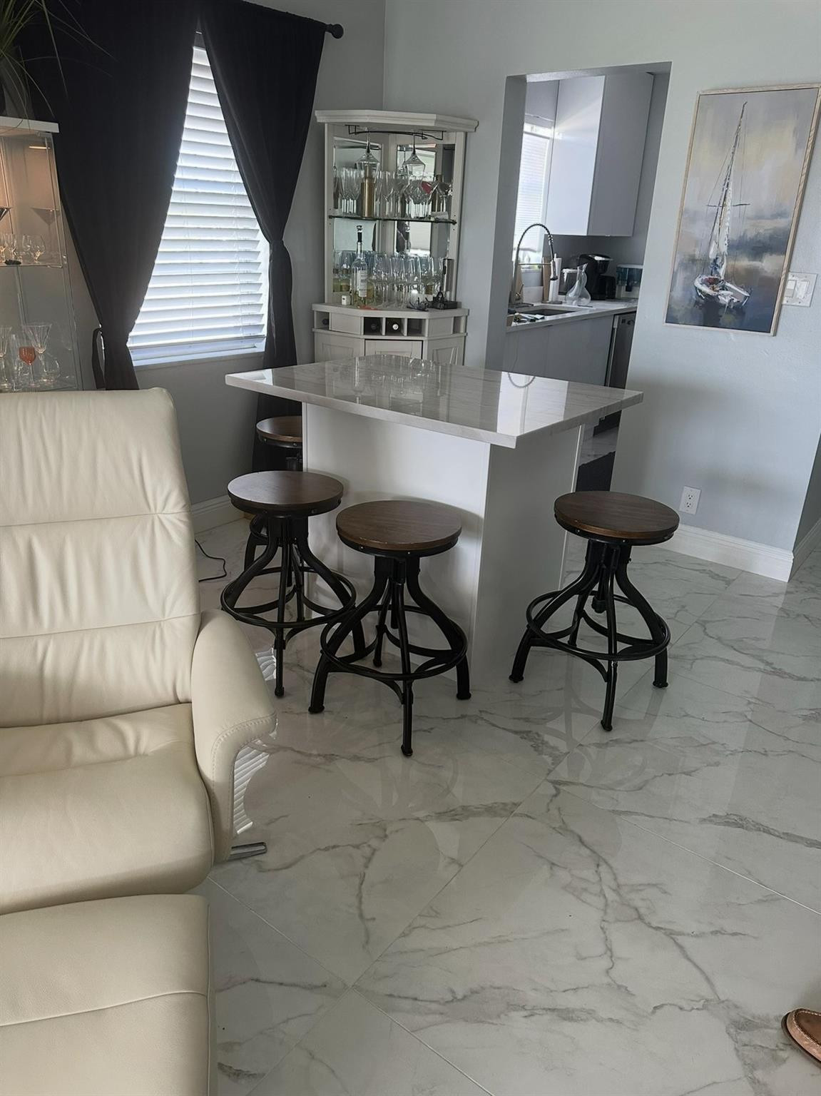 2701 East Golf Boulevard, Unit 2017 Pompano Beach, FL 33064 - Photo 4 of 33 Dining Area