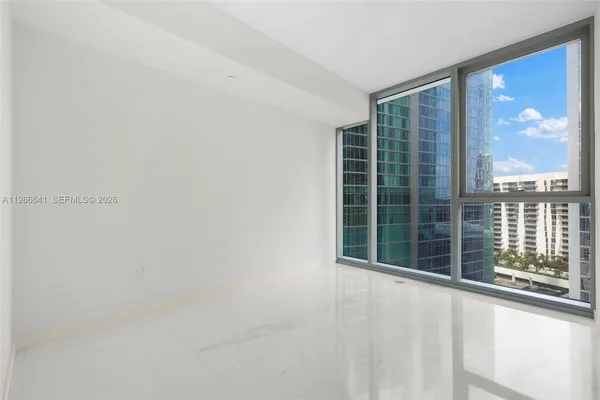 $9,300 | 300 Biscayne Blvd Way, Unit 2409, Miami, FL 33131