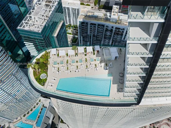 $9,300 | 300 Biscayne Blvd Way, Unit 2409, Miami, FL 33131