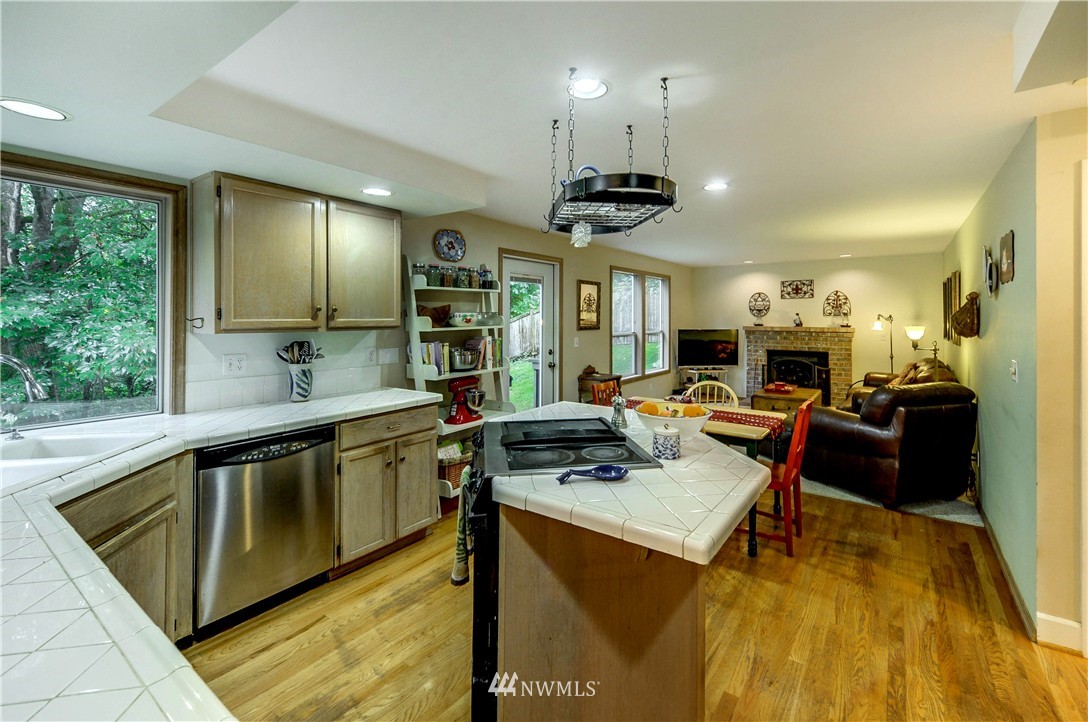 23831 25th Drive Southeast Bothell, WA 98021 - Photo 11 of 25