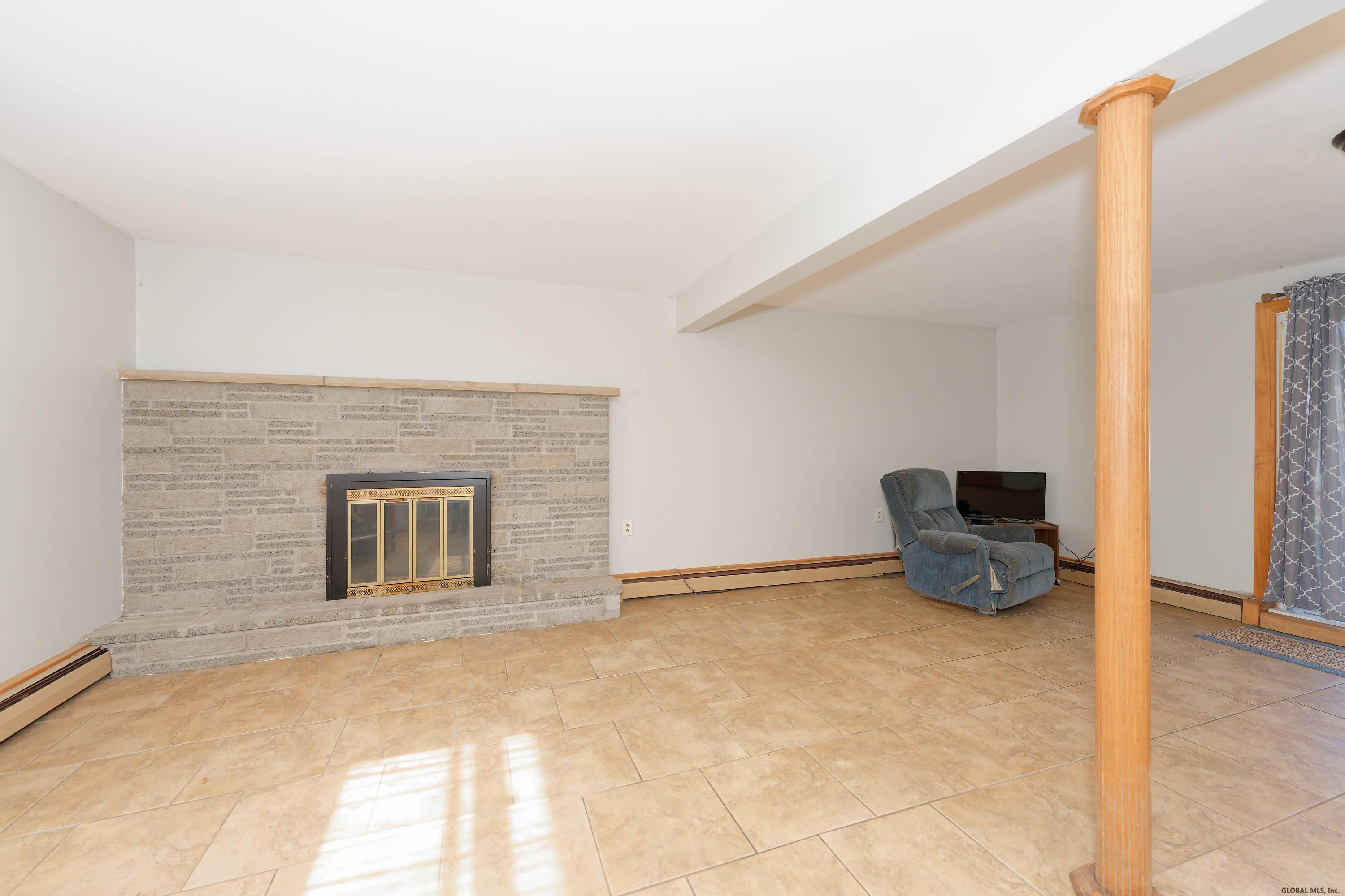 511 Chadwick Road Schenectady, NY 12304 - Photo 18 of 34 Photo 19