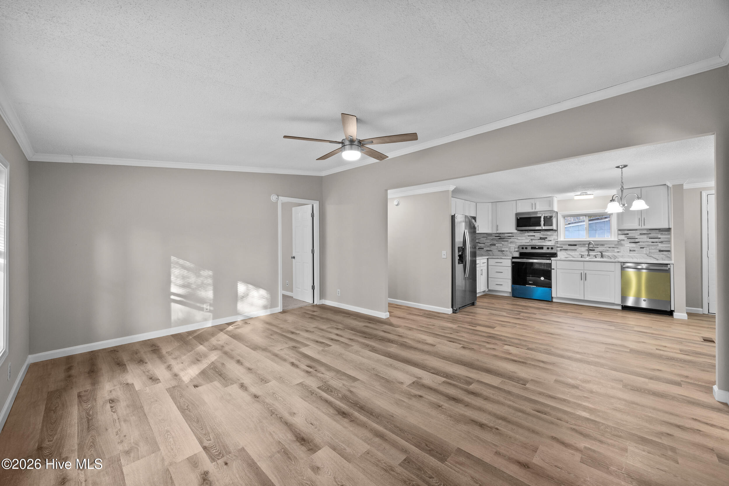 2893 Green Hill Road Northeast Leland, NC 28451 - Photo 3 of 40 15_living room``