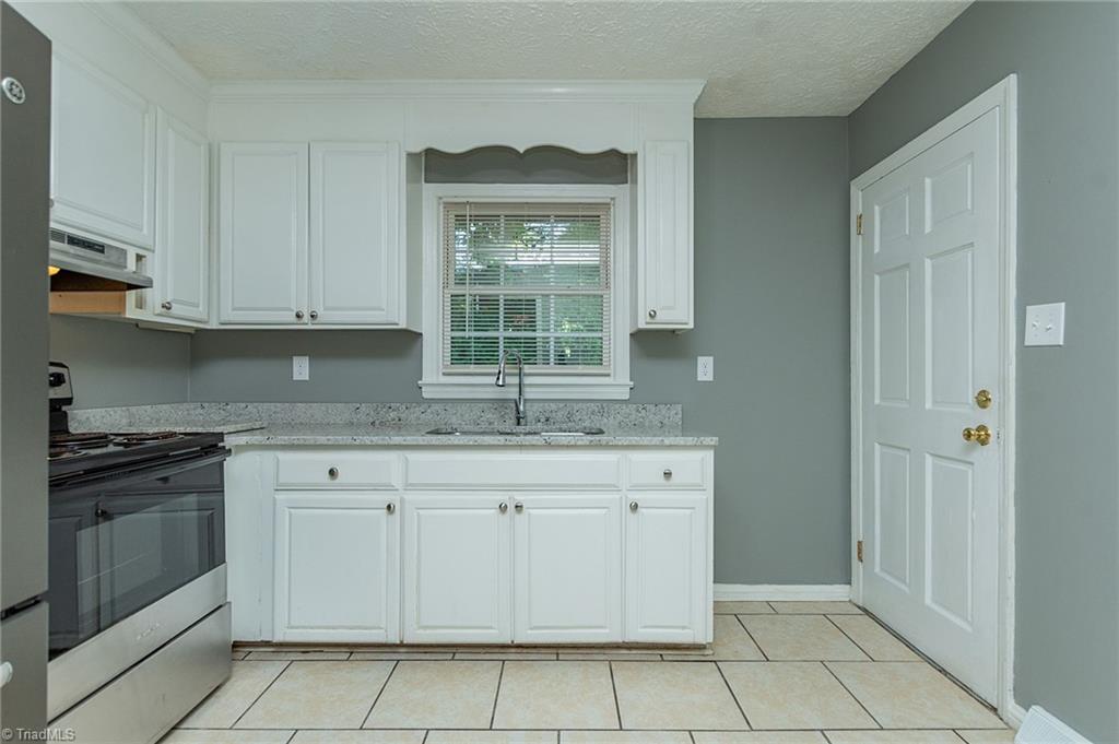 1207 Robin Road Eden, NC 27288 - Photo 17 of 32 Gallery Image 17