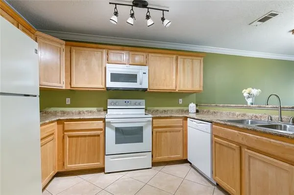$1,350 | 1700 Marseille Drive, Unit 23, Laplace, LA 70068