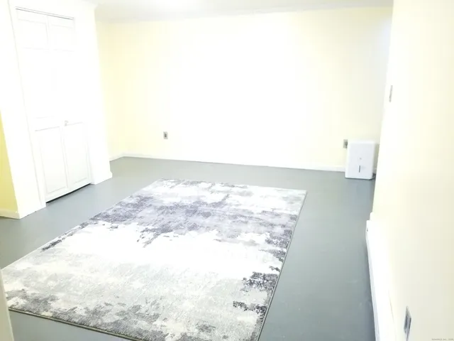 $2,000 | 1 Abbott Road, Unit 37, Ellington, CT 06029