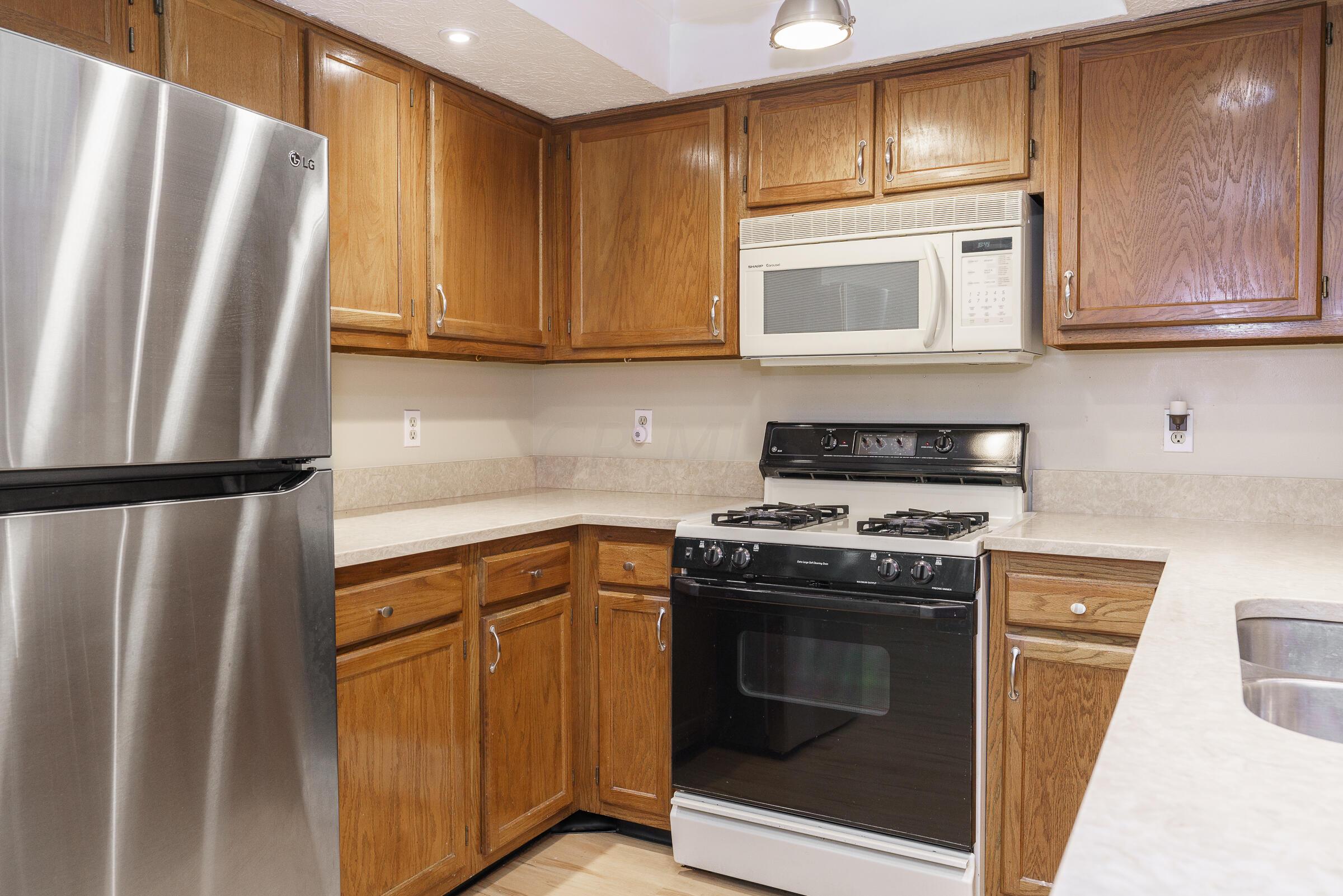 5277 Ruthton Road, Unit 22 Columbus, OH 43220 - Photo 11 of 33 5277 Ruthton Rd-17