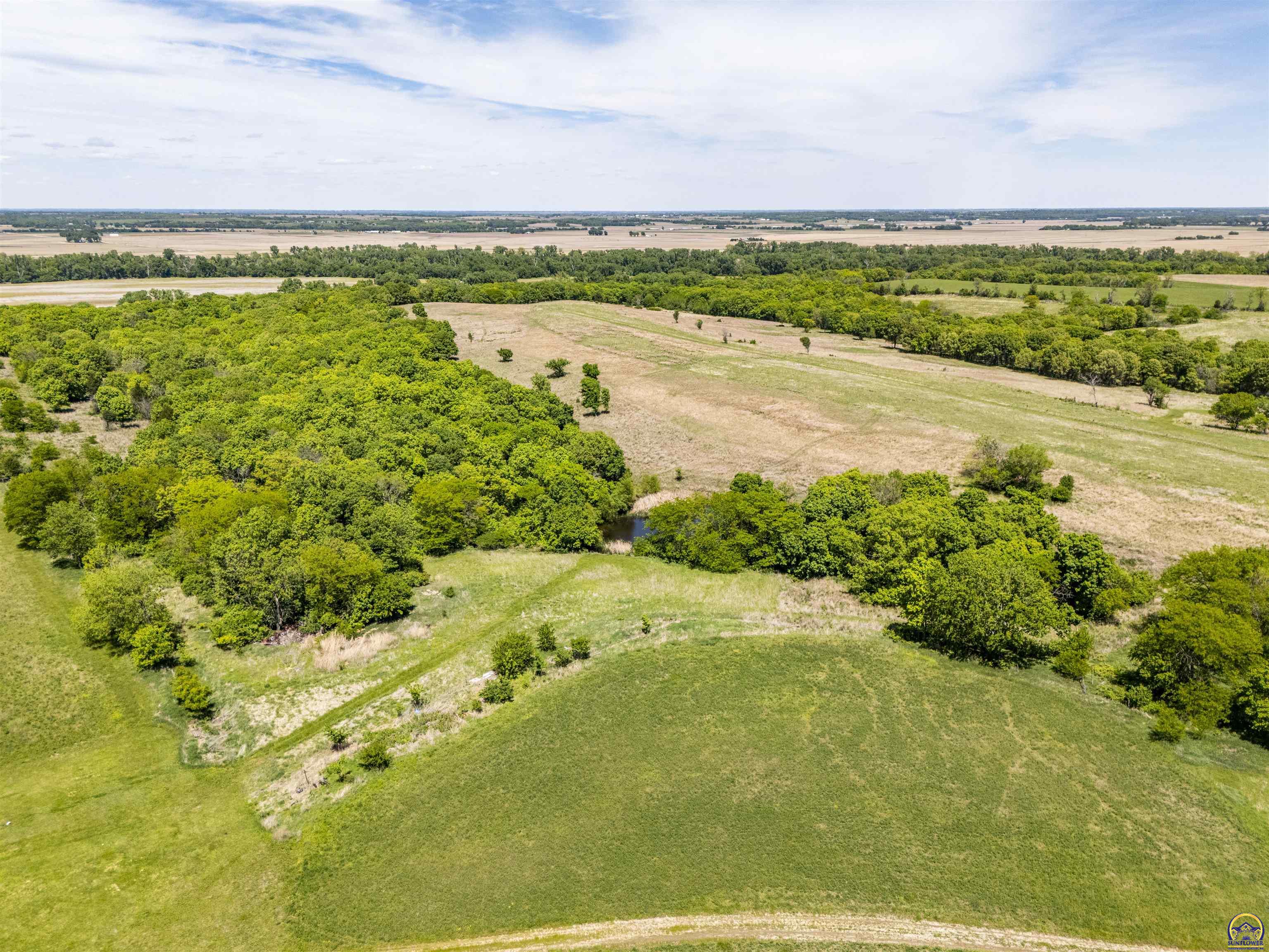 2026 Northwest Douglas Road Topeka, KS 66615 - Photo 77 of 94