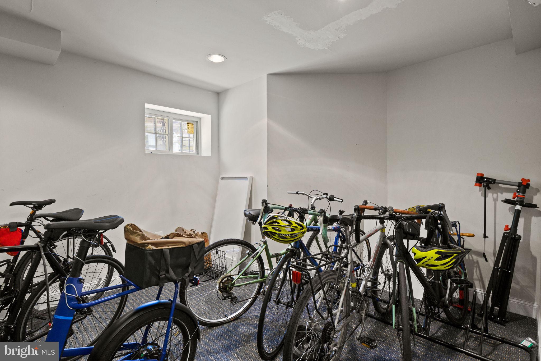 410 15th Street Northeast, Unit 22 Washington, DC 20002 - Photo 20 of 27 a view of a room with gym equipment