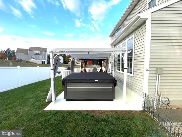 $389,900 | 20 Crabapple Drive, York Haven, PA 17370