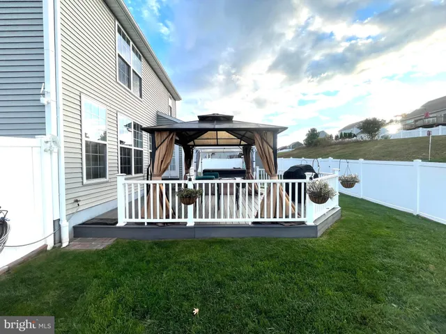 $389,900 | 20 Crabapple Drive, York Haven, PA 17370