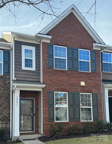 $2,400 | 18431 The Commons Boulevard, Cornelius, NC 28031