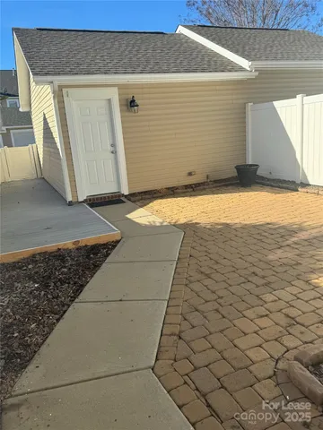 $2,400 | 18431 The Commons Boulevard, Cornelius, NC 28031