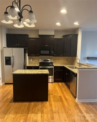 $2,400 | 18431 The Commons Boulevard, Cornelius, NC 28031