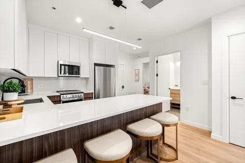 $1,390,000 | 1395 Washington Street, Unit PH603, Boston, MA 02118